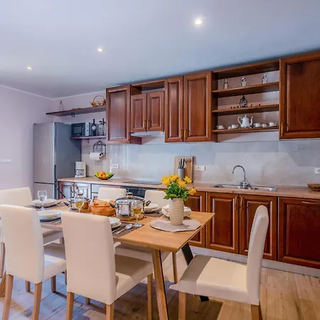 בית נופש 2 Bedroom In Barban Juricev Kal