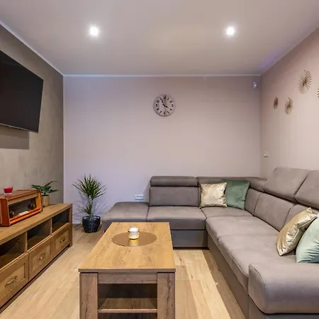 בית נופש 2 Bedroom In Barban *
